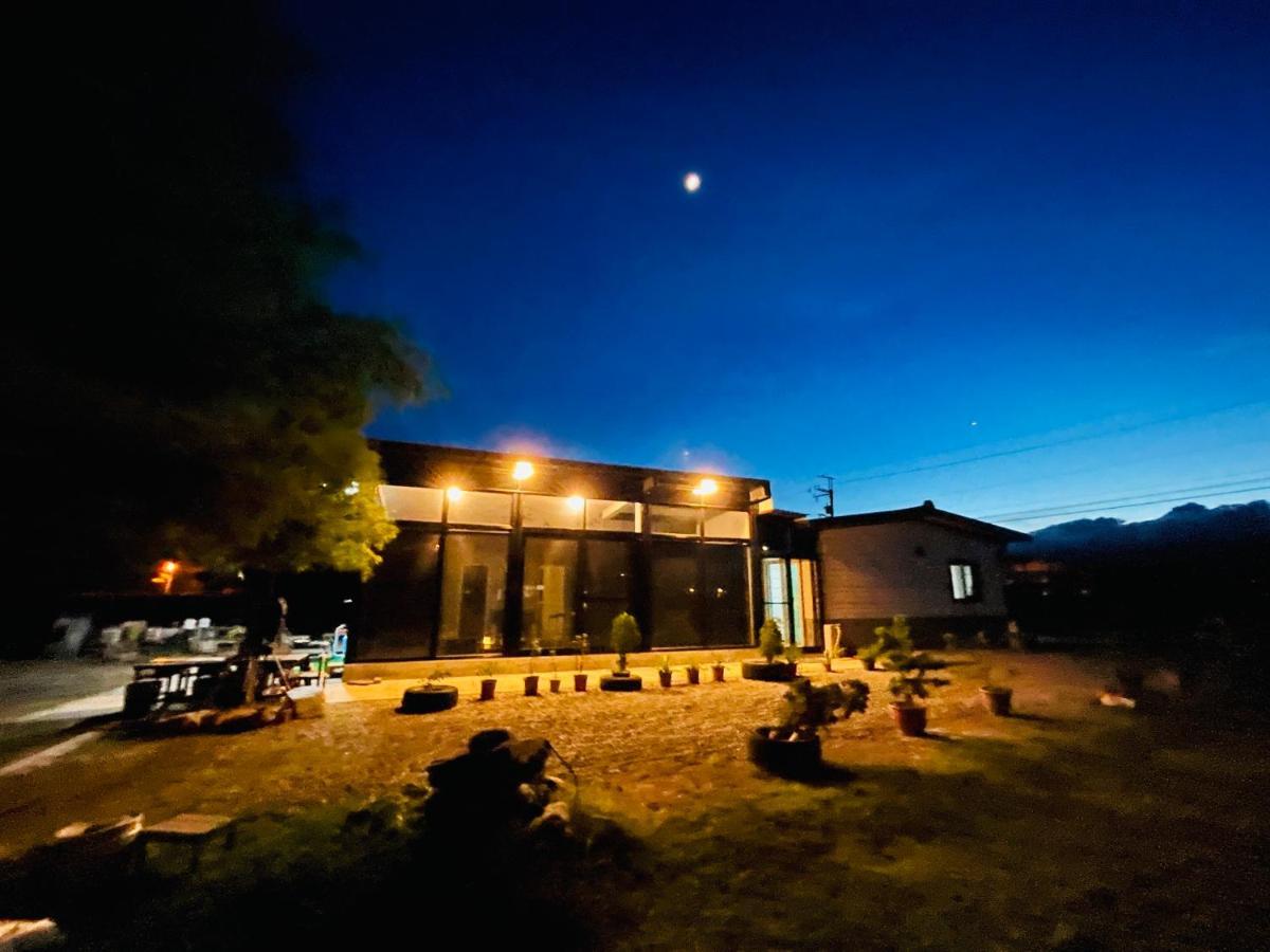 Tu Wei 192 Homestay Zhuangwei Екстериор снимка