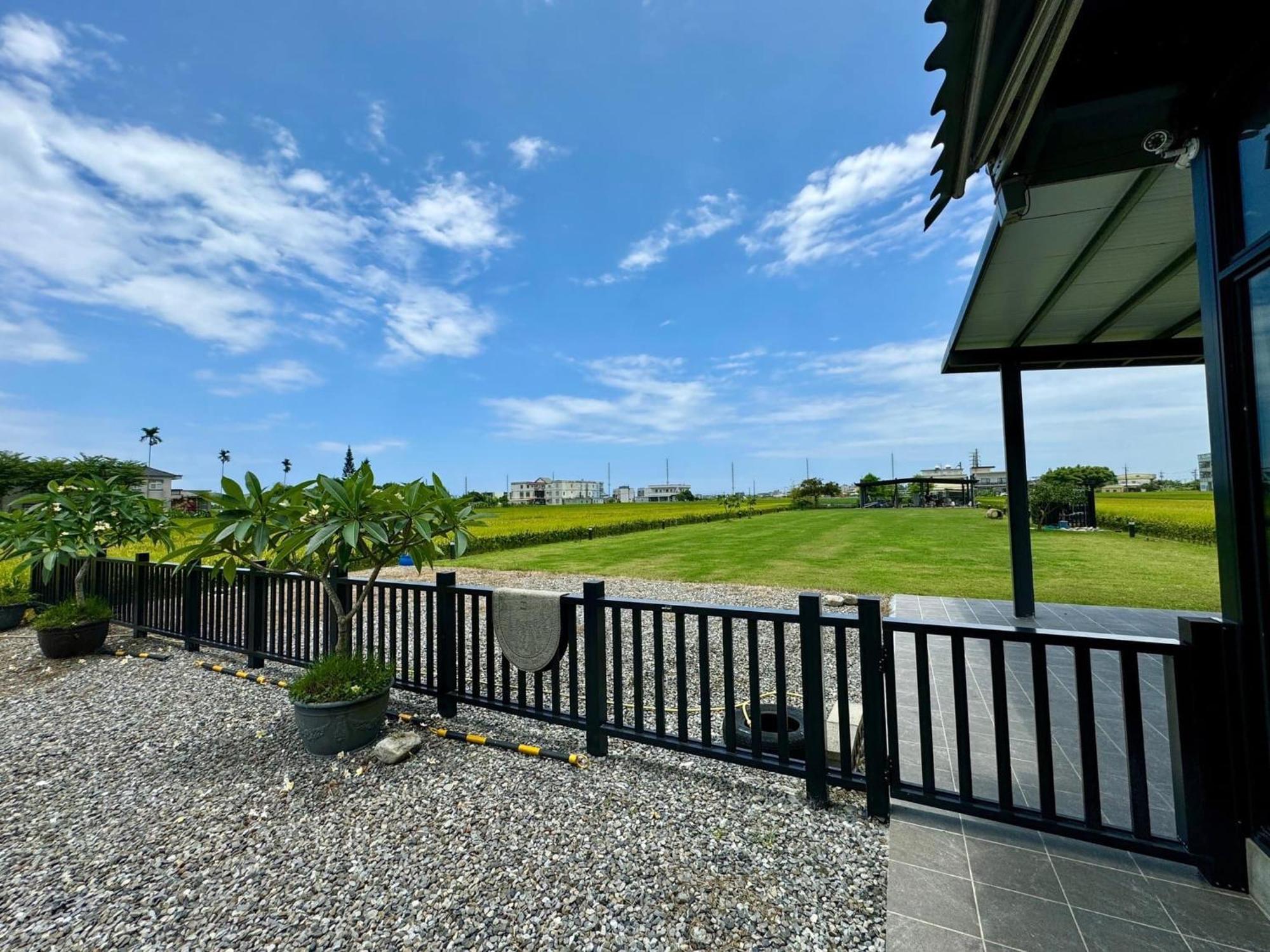 Tu Wei 192 Homestay Zhuangwei Екстериор снимка